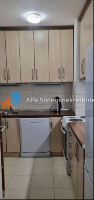 Izdavanje: Trosoban stan 83 m², Voždovac – Beograd