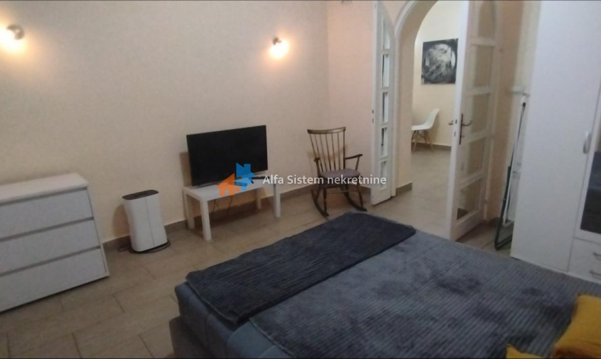 Izdavanje: Dvosoban stan 51 m², Vračar – Beograd