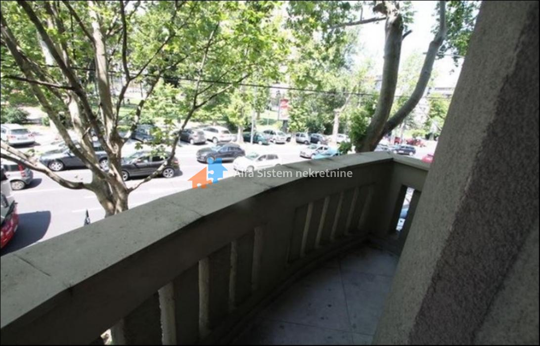 Izdavanje: Poslovni prostor 130 m², Vračar – Beograd