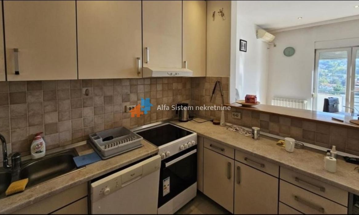 Izdavanje: Kuća 200 m², Dedinje – Beograd