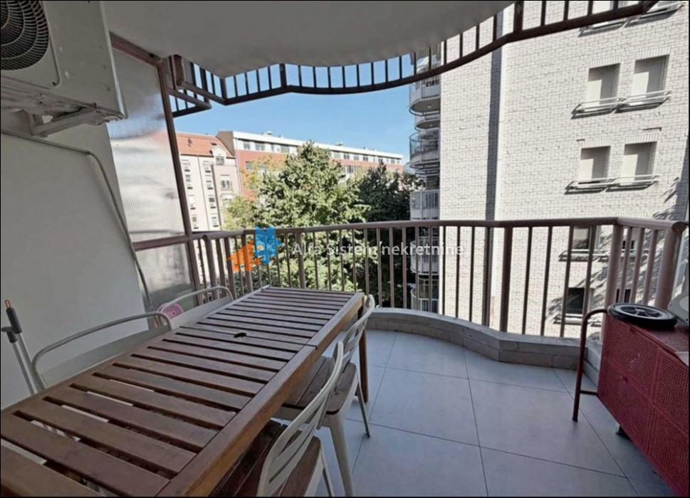 Izdavanje: Dvoiposoban stan 76 m², Čukarica – Beograd