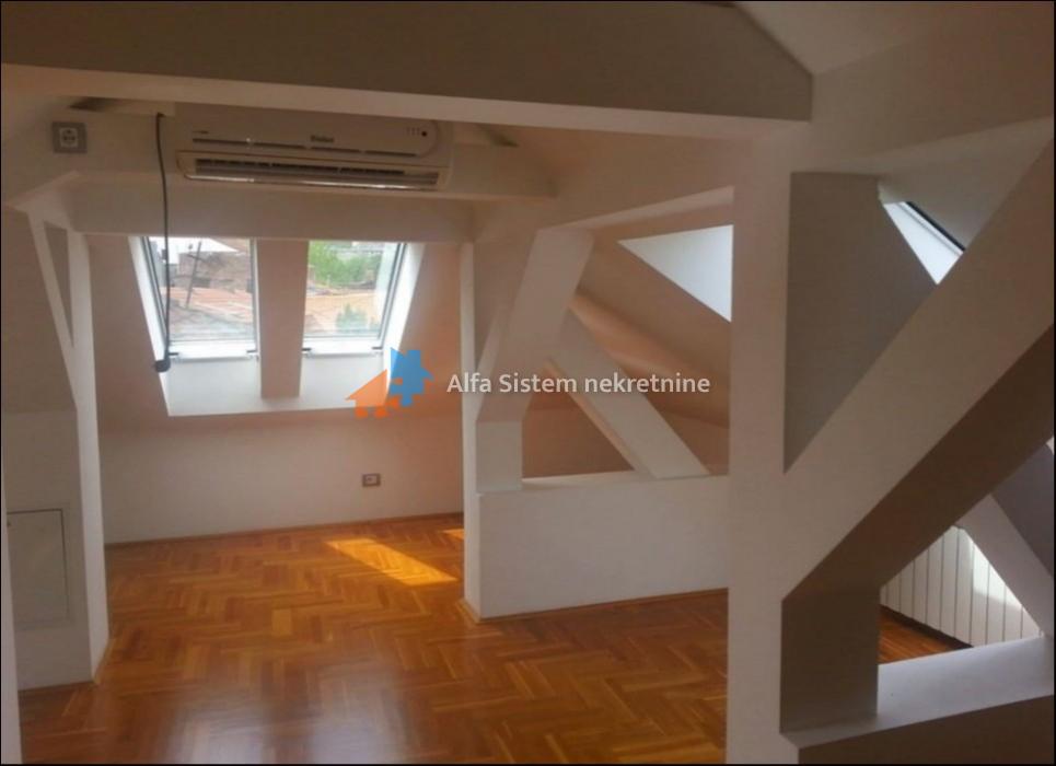 Izdavanje: Kuća 170 m², Savski venac – Beograd
