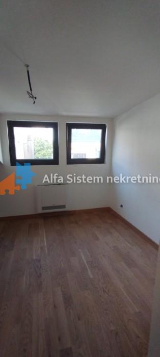 Izdavanje: Trosoban stan 80 m², Voždovac – Beograd