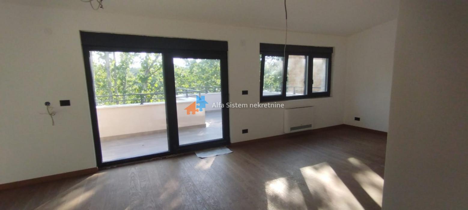 Izdavanje: Trosoban stan 80 m², Voždovac – Beograd Izdavanje: Trosoban stan 80 m², Voždovac – Beograd