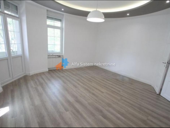 Izdavanje: Poslovni prostor 130 m², Vračar – Beograd