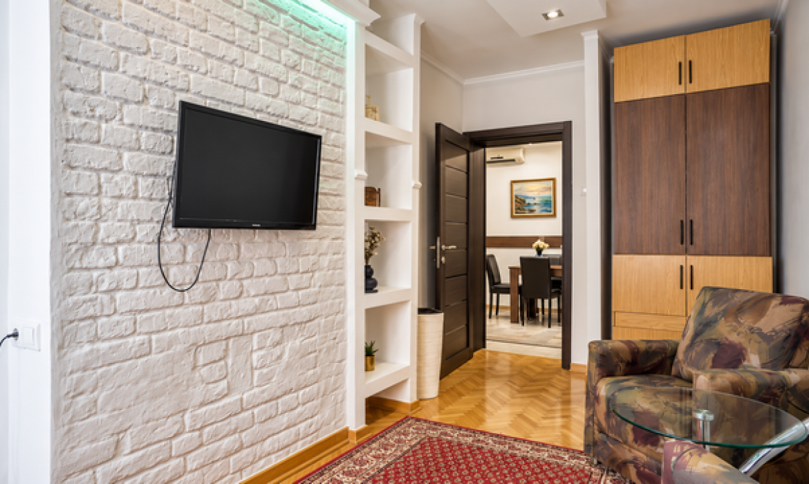 Izdavanje: Dvosoban stan 50 m², Vračar – Beograd