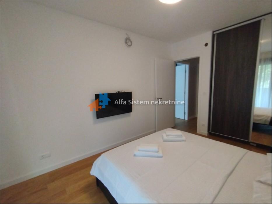 Izdavanje: Trosoban stan 88 m², Voždovac – Beograd