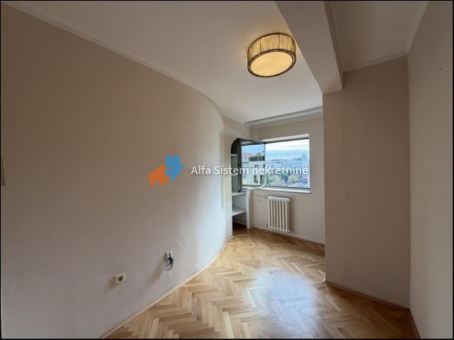 Izdavanje: Poslovni prostor 80 m², Stari grad – Beograd