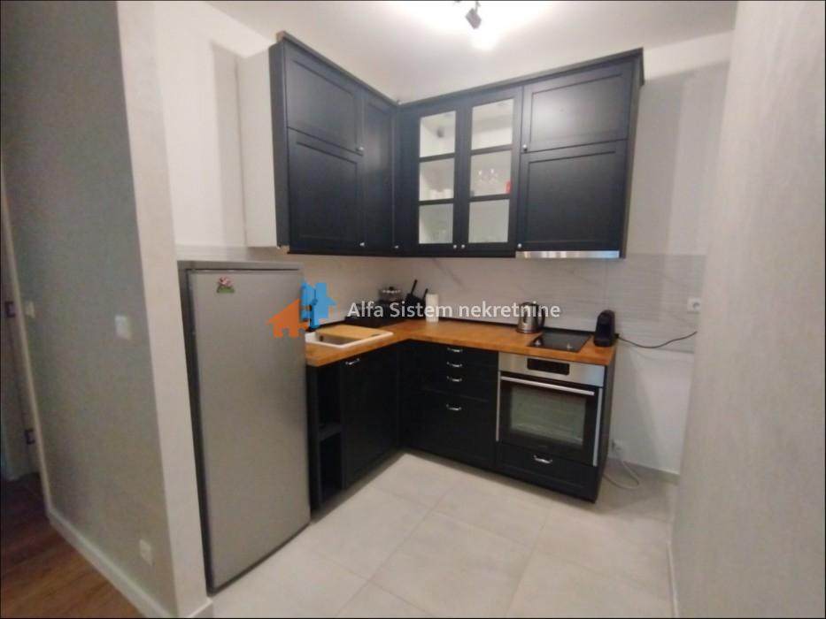 Izdavanje: Trosoban stan 88 m², Voždovac – Beograd