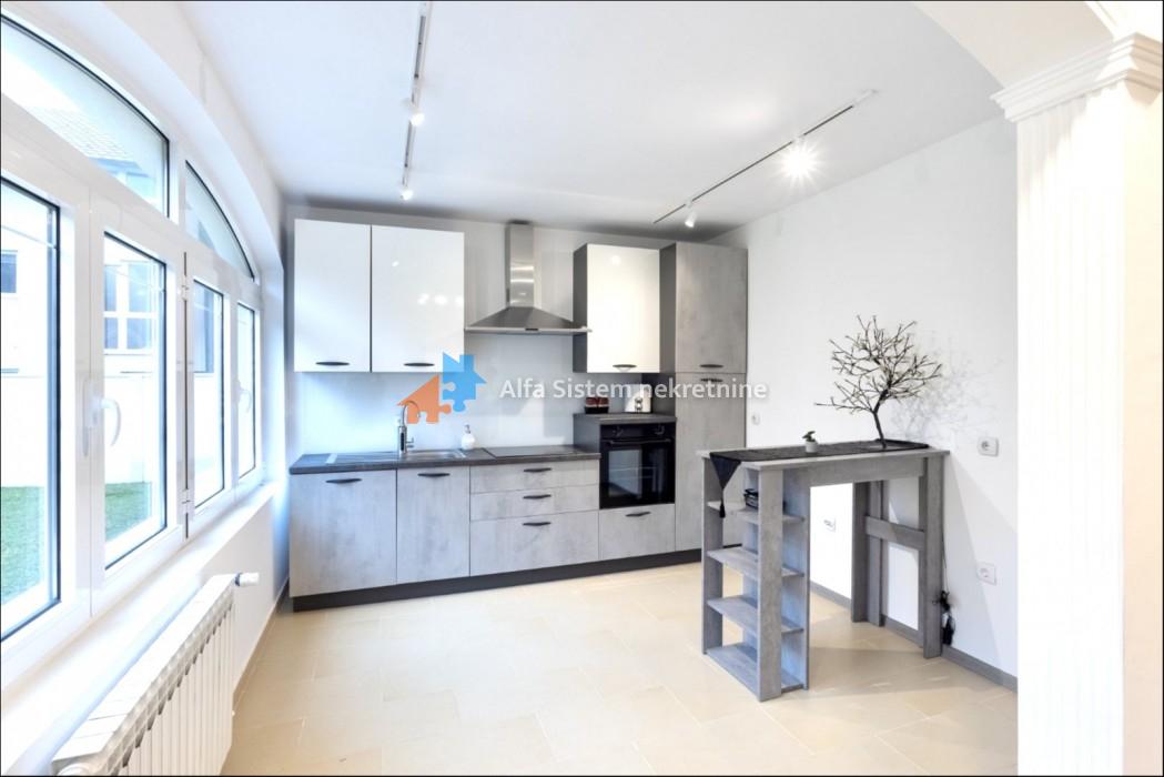 Izdavanje: Kuća 417 m², Voždovac – Beograd