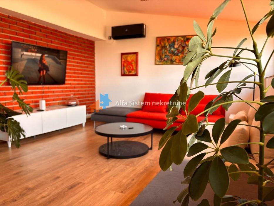 Izdavanje: Dvosoban stan 60 m², Novi Beograd – Beograd