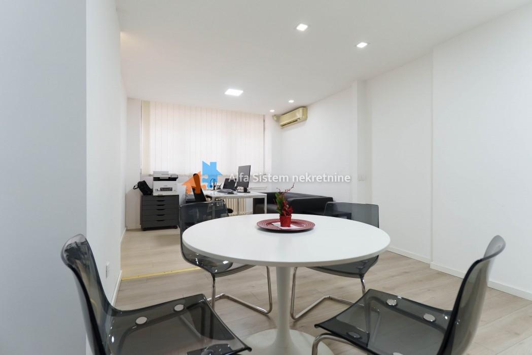 Izdavanje: Poslovni prostor 137 m², Novi Beograd – Beograd