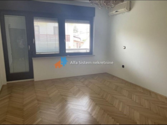 Izdavanje: Kuća 360 m², Voždovac – Beograd