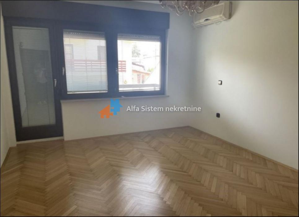 Izdavanje: Kuća 360 m², Voždovac – Beograd