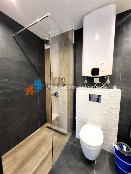 Izdavanje: Petosoban stan 197 m², Vračar – Beograd