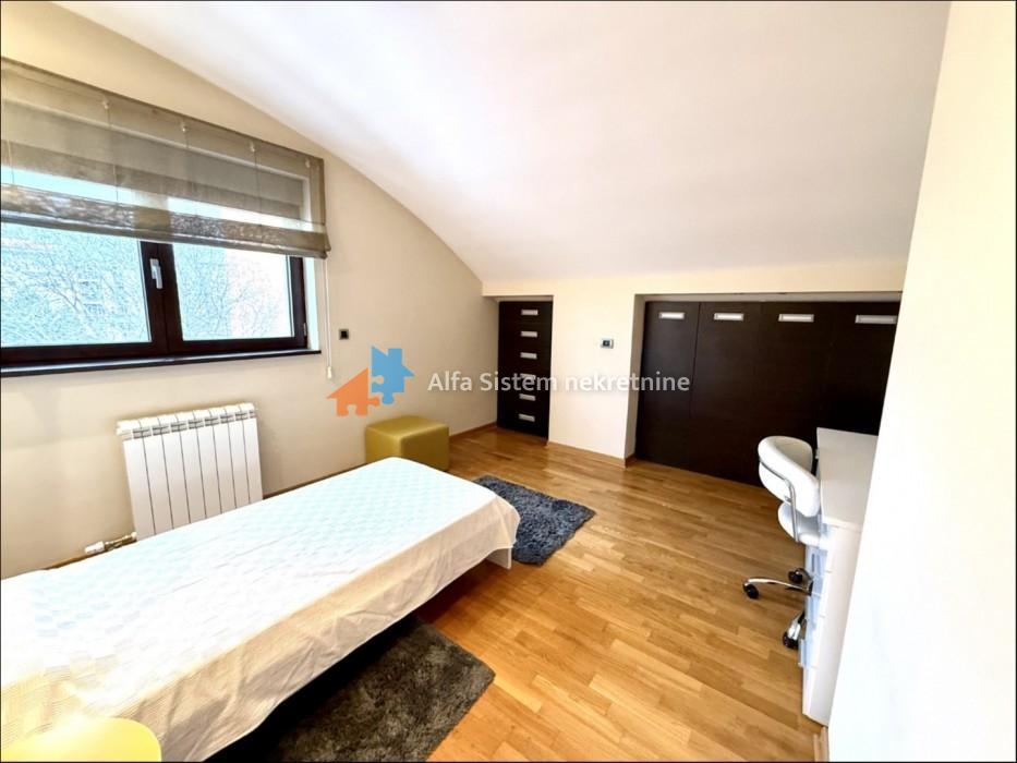Prodaja: Petosoban stan 160 m², Vračar – Beograd