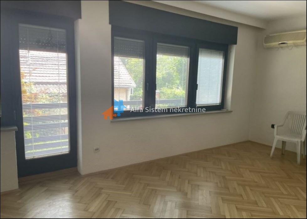 Izdavanje: Kuća 360 m², Voždovac – Beograd