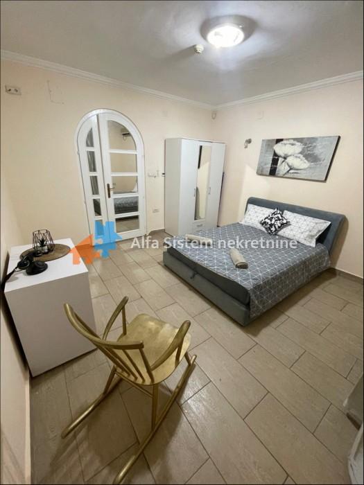 Izdavanje: Dvosoban stan 51 m², Vračar – Beograd