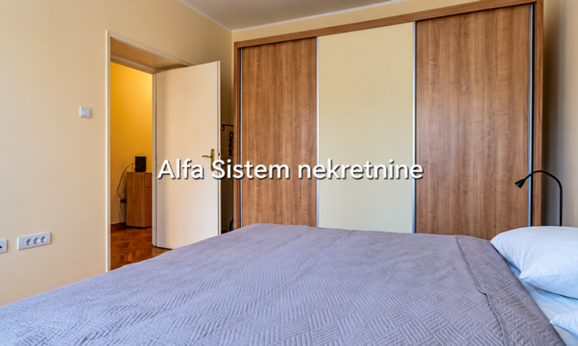 Izdavanje: Dvosoban stan 65 m², Savski venac – Beograd