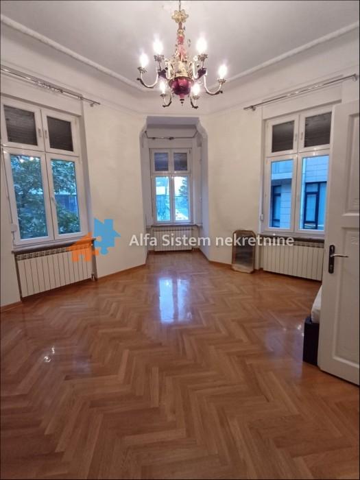 Izdavanje: Trosoban stan 95 m², Palilula – Beograd