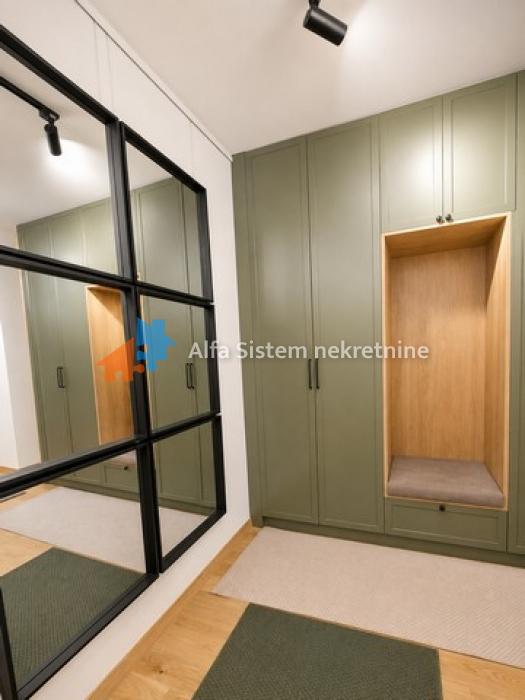 Izdavanje: Trosoban stan 81 m², Novi Beograd – Beograd