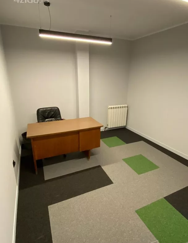Izdavanje: Poslovni prostor 152 m², Voždovac – Beograd