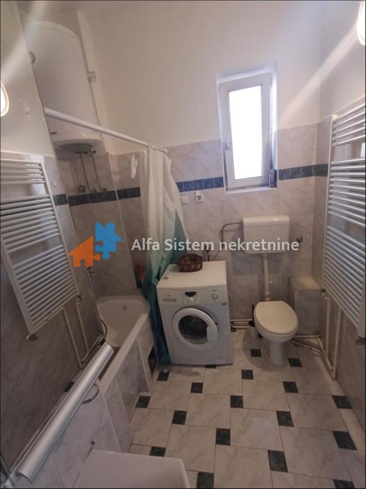 Izdavanje: Trosoban stan 95 m², Palilula – Beograd