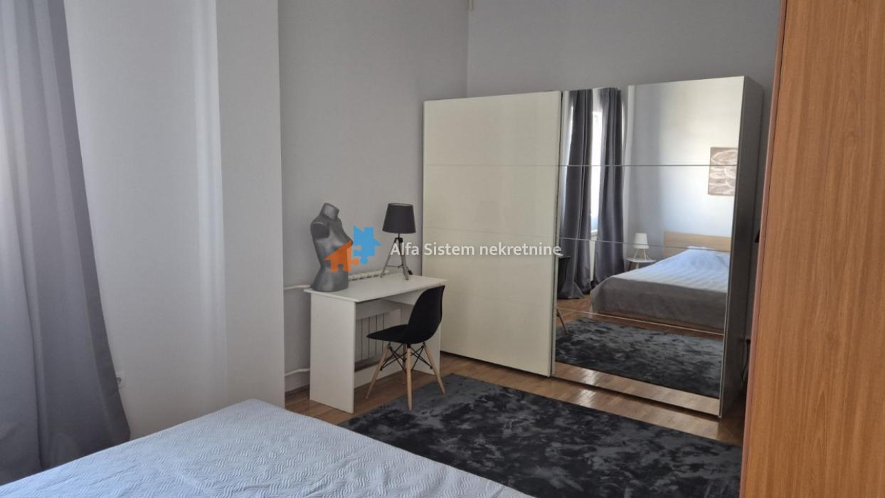 Izdavanje: Dvosoban stan 70 m², Voždovac – Beograd Izdavanje: Dvosoban stan 70 m², Voždovac – Beograd