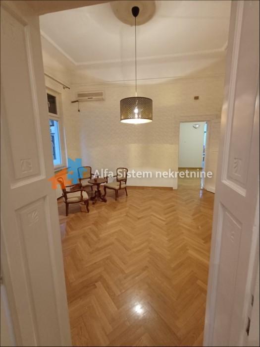 Izdavanje: Trosoban stan 95 m², Palilula – Beograd