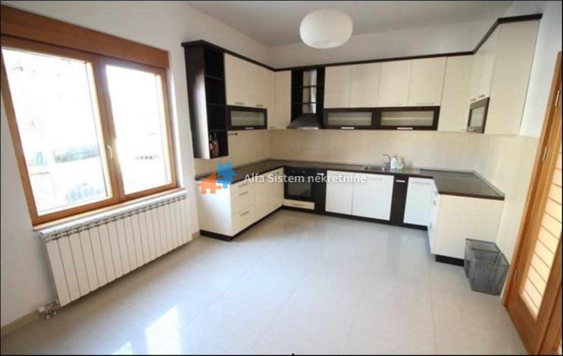 Izdavanje: Kuća 600 m², Savski venac – Beograd