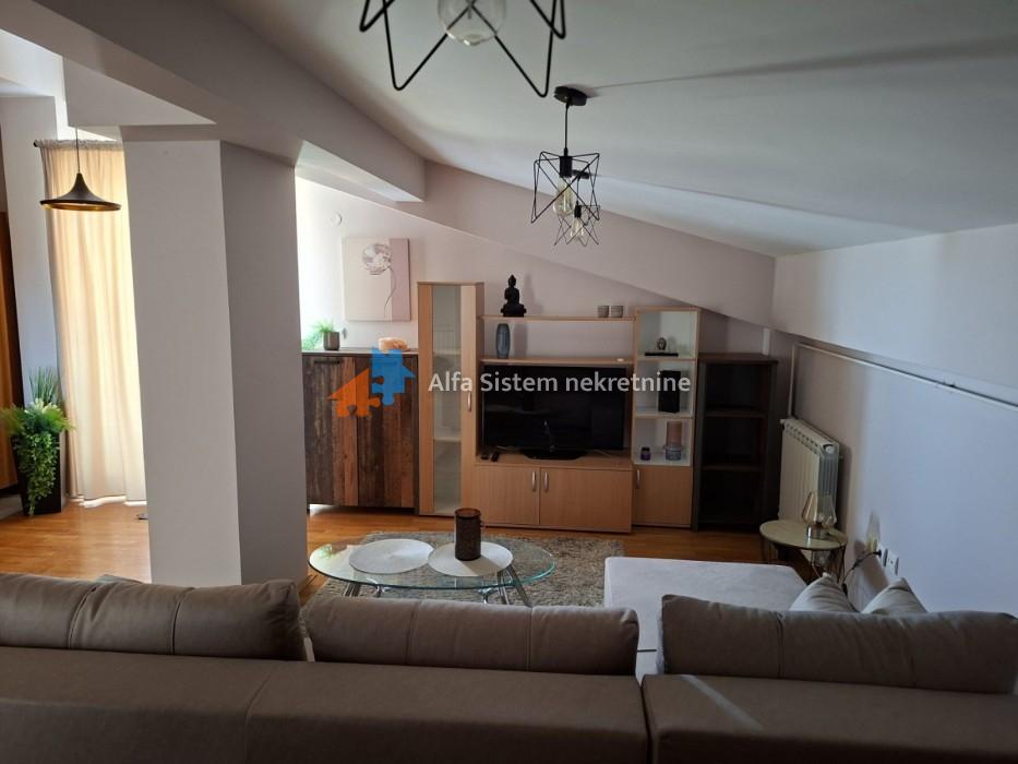 Izdavanje: Dvosoban stan 70 m², Voždovac – Beograd