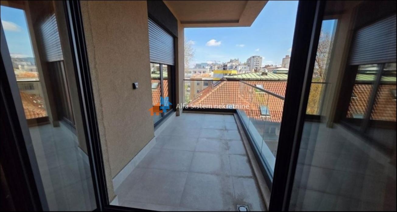 Izdavanje: Trosoban stan 95 m², Savski venac – Beograd Izdavanje: Trosoban stan 95 m², Savski venac – Beograd