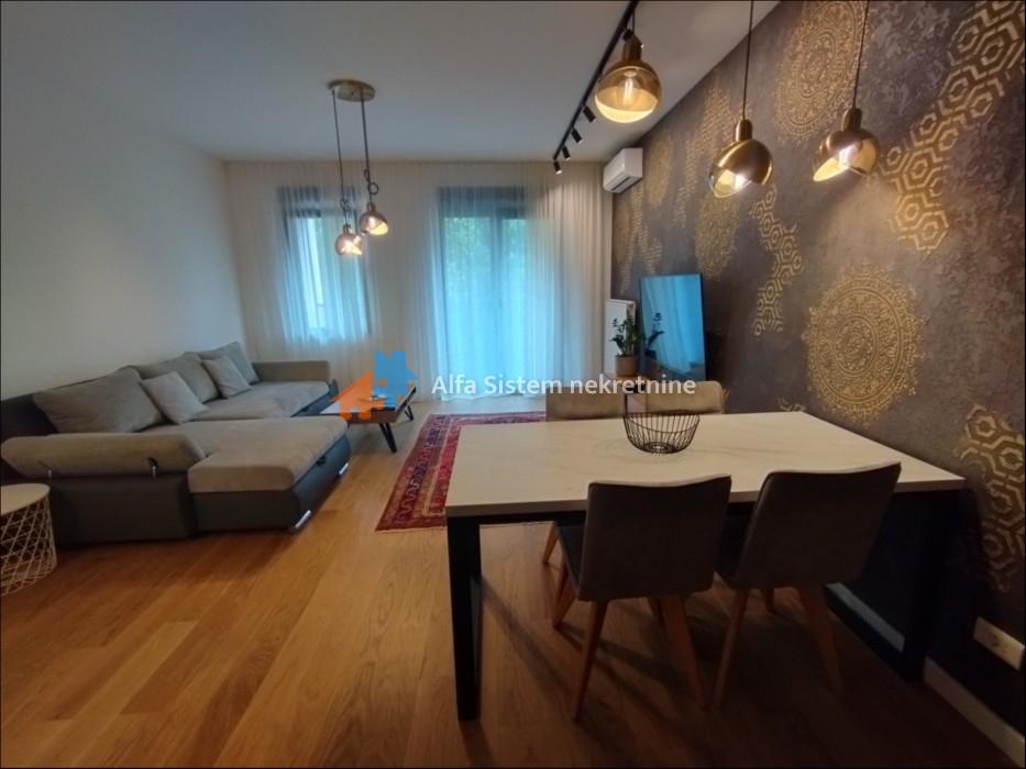 Izdavanje: Trosoban stan 88 m², Voždovac – Beograd