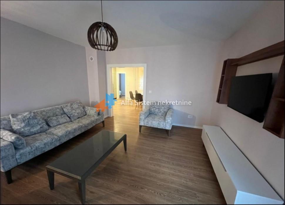 Izdavanje: Trosoban stan 60 m², Vidikovac – Beograd