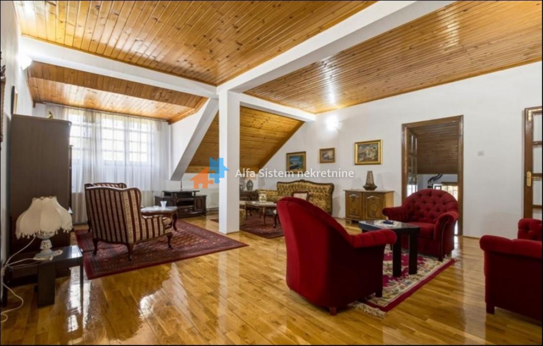 Izdavanje: Kuća 330 m², Dedinje – Beograd
