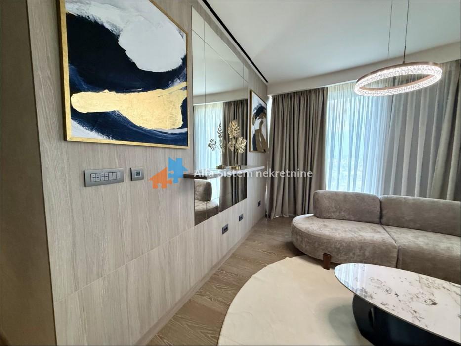 Izdavanje: Dvosoban stan 74 m², Savski venac – Beograd