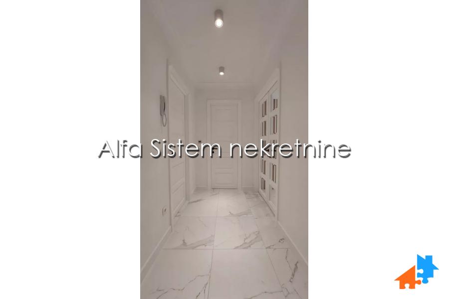 Izdavanje: Jednoiposoban stan 38 m², Vračar – Beograd