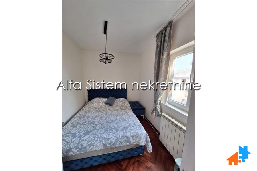 Izdavanje: Jednoiposoban stan 63 m², Vračar – Beograd