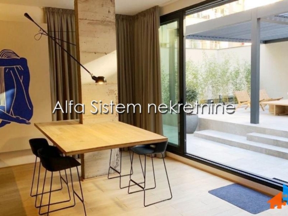 Izdavanje: Trosoban stan 85 m², Vračar – Beograd