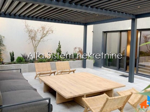 Izdavanje: Trosoban stan 85 m², Vračar – Beograd
