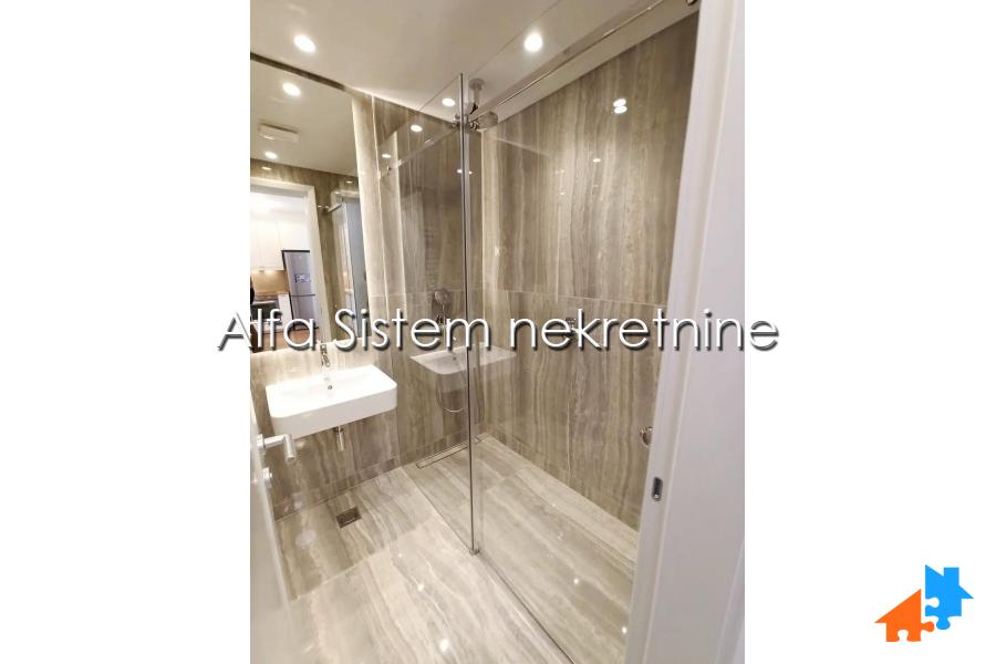 Izdavanje: Dvosoban stan 55 m², Savski venac – Beograd