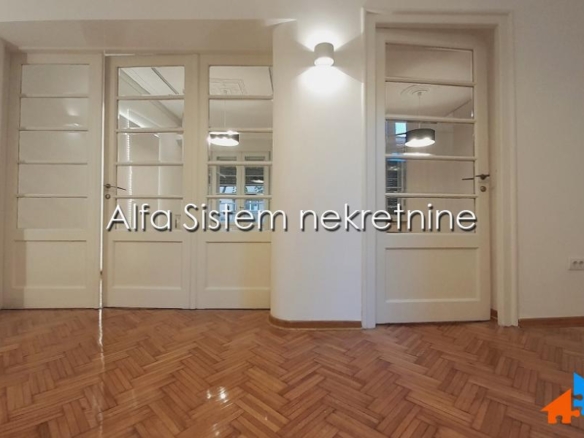 Izdavanje: Poslovni prostor 87 m², Vračar – Beograd