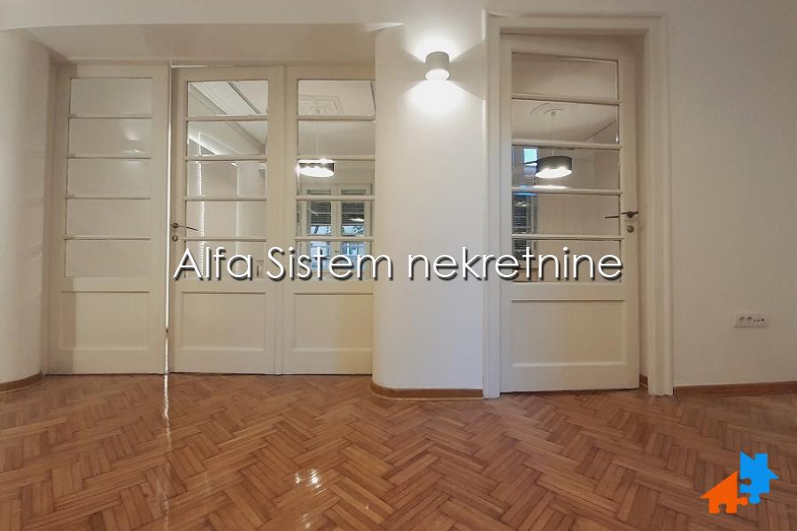 Izdavanje: Poslovni prostor 87 m², Vračar – Beograd