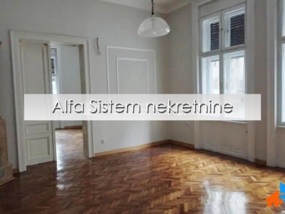 Izdavanje: Četvorosoban stan 120 m², Stari grad – Beograd
