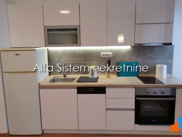 Izdavanje: Trosoban stan 90 m², Stari grad – Beograd
