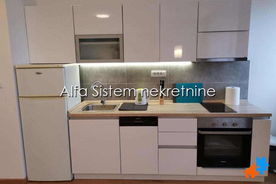Izdavanje: Trosoban stan 90 m², Stari grad – Beograd