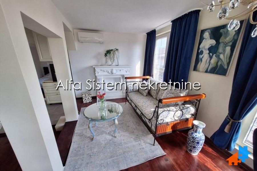 Izdavanje: Jednoiposoban stan 63 m², Vračar – Beograd