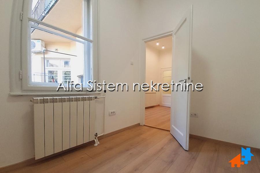 Izdavanje: Poslovni prostor 87 m², Vračar – Beograd