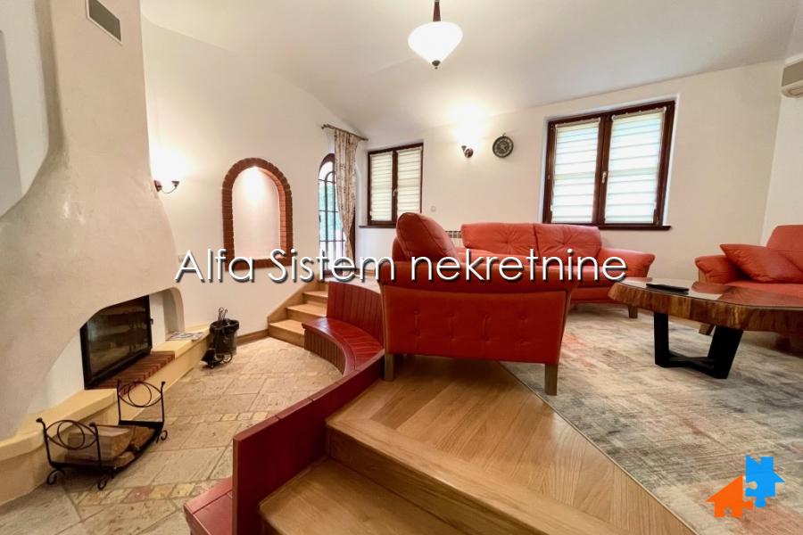 Izdavanje: Kuća 250 m², Voždovac – Beograd