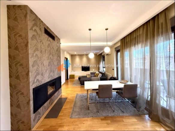 Izdavanje: Petosoban stan 160 m², Vračar – Beograd